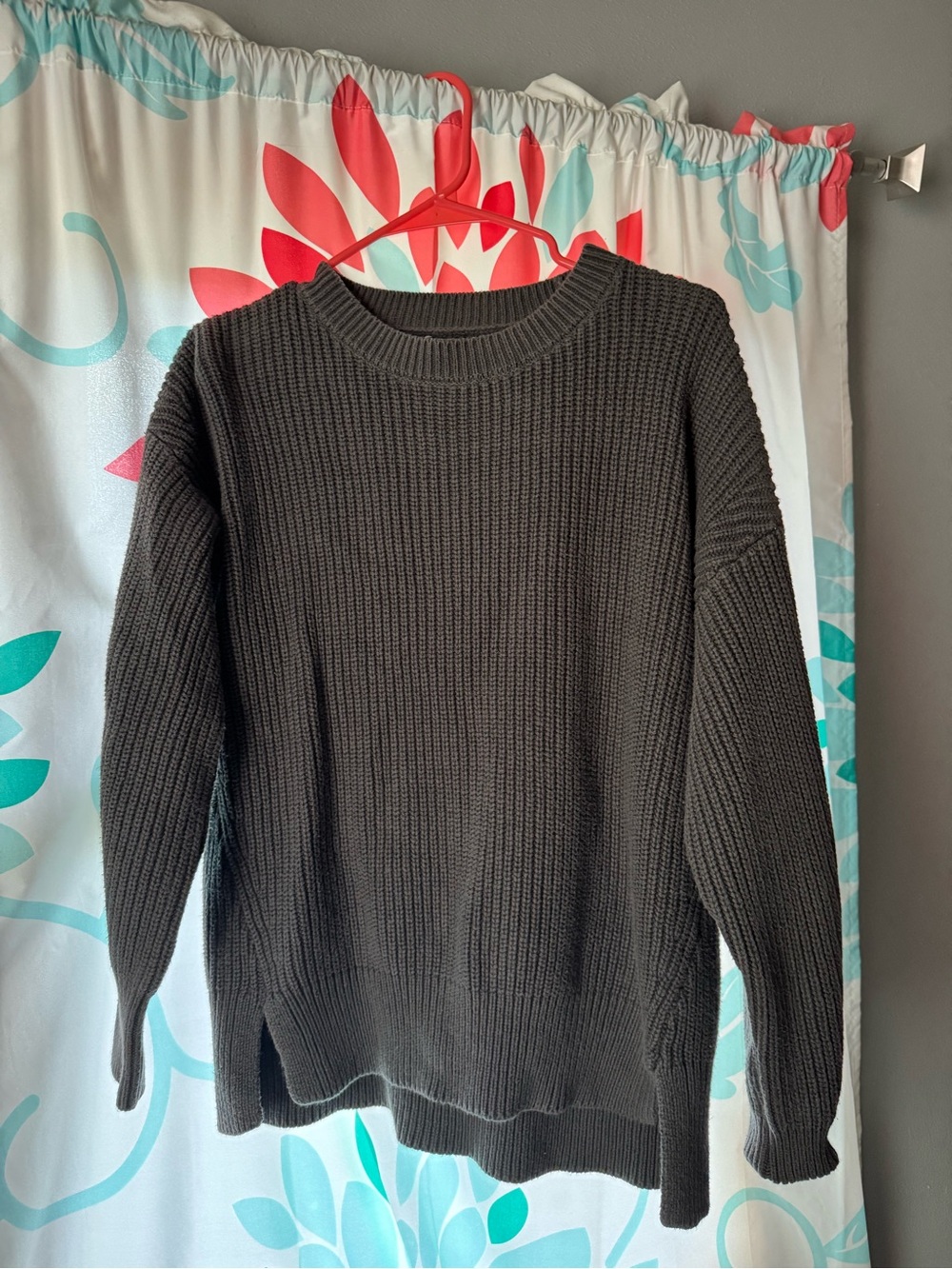 Aeropostale Women's Crewneck Sweater in Dark Gray